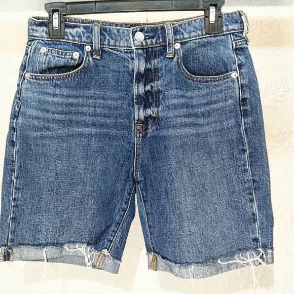 GAP Bermuda Mom Raw Hem High Rise High Waist Jean Shorts Size 25 - Picture 6 of 16